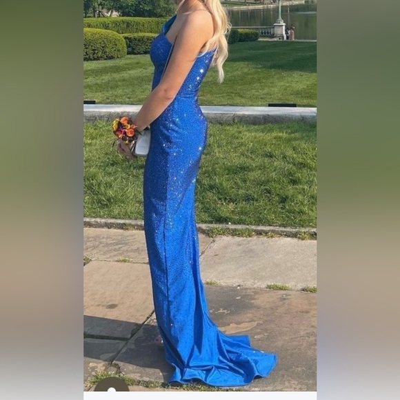 Sherri Hill Blue Formal Dress 00 - Picture 3 of 6